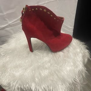 Red low boots